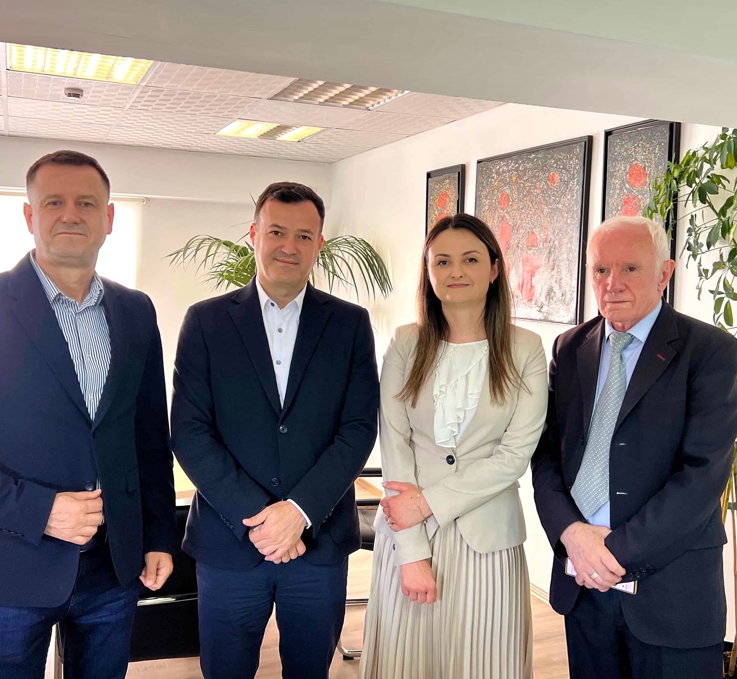 QKB dhe IEF, marrëveshje për ofrimin pa pagesë të platformës digjitale SmartFin