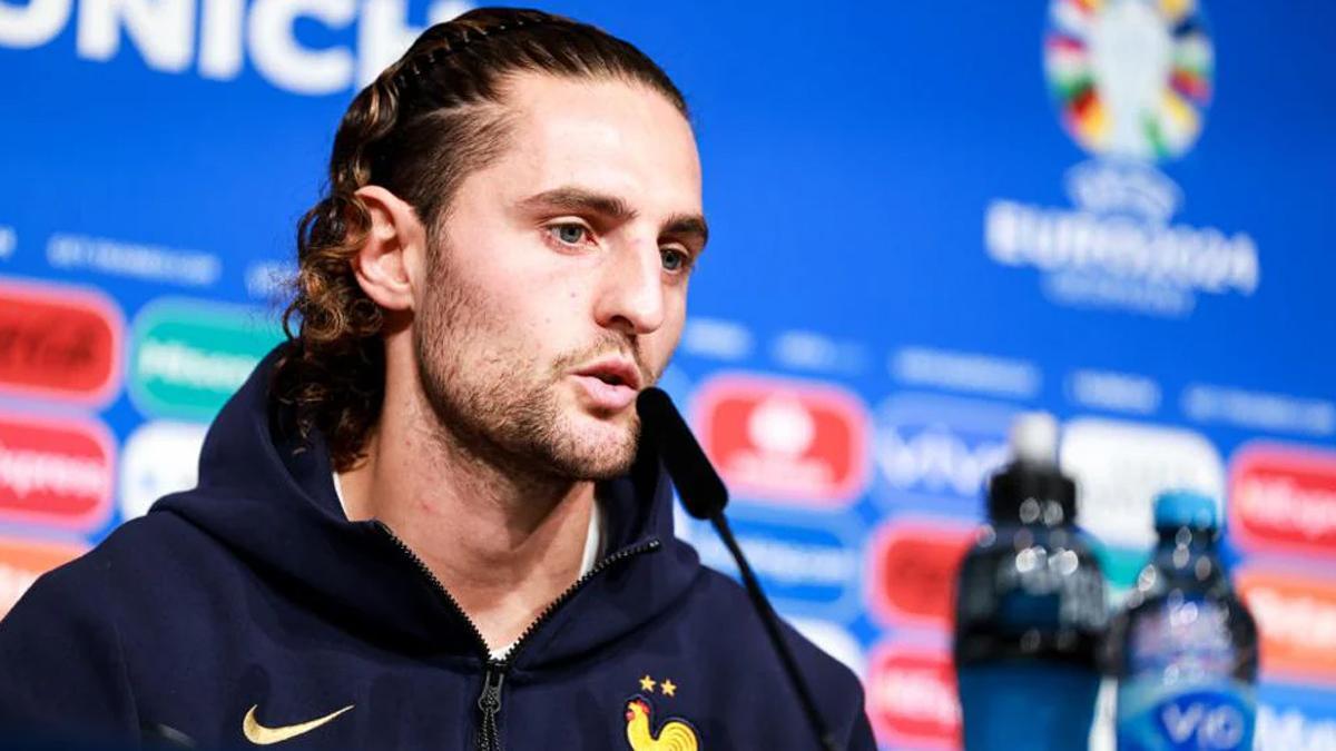 Rabiot “iu shkel syrin’ kuqezinjve: Allegri është si babai im, flasim shpesh. Po më kërkoi ai…