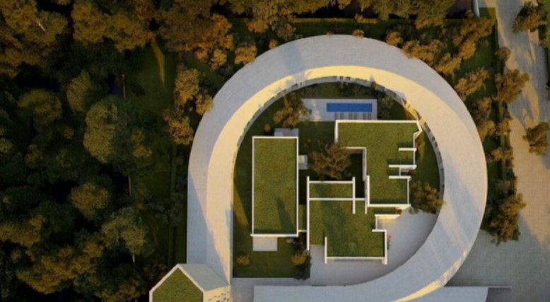 Rezidencat qeveritare në Vlorë dhe Velipojë kthehen në hotele “qira” mujore, pagesa nga 850 mijë lekë në 1.5 mln lekë