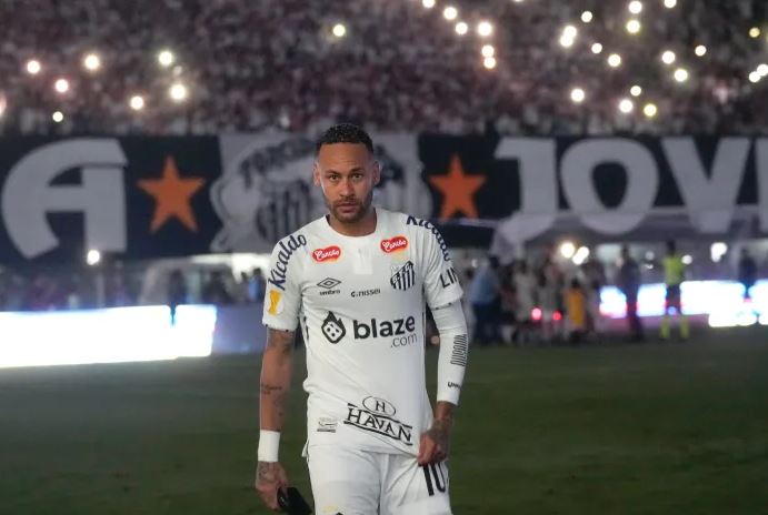 Rinovimi i Neymar, Santos ndaj mendjen, zyrtarizimi shumë shpejt