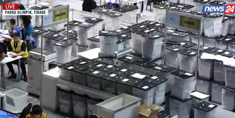 Rinumërimi i votave ‘godet’ PS dhe PD, humbje të lehta, por s’ndryshon harta politike