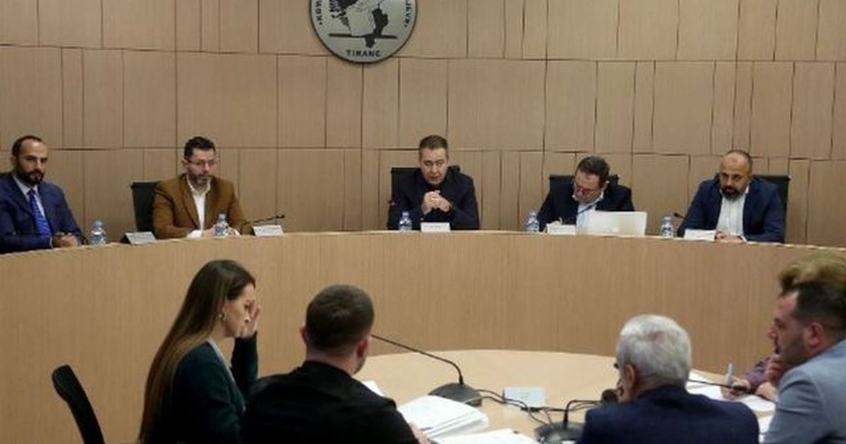 Rinumërohen votat edhe në Durrës/ Debat për Vlorën, PD: Pavlefshmëri! KAS: Mbetemi gjithë beharin këtu