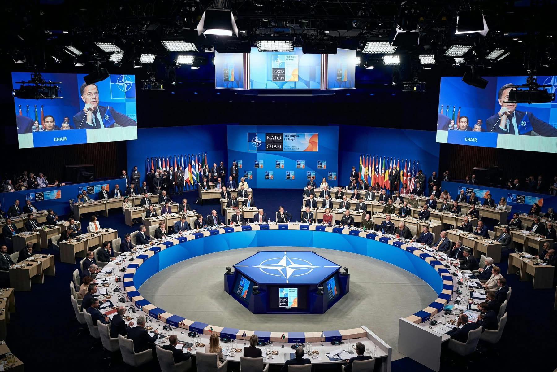 Rritja 5% e shpenzimeve të NATO-s, diplomati: Për të nxjerrë ekonomitë nga kriza përmes ekonomisë së luftës