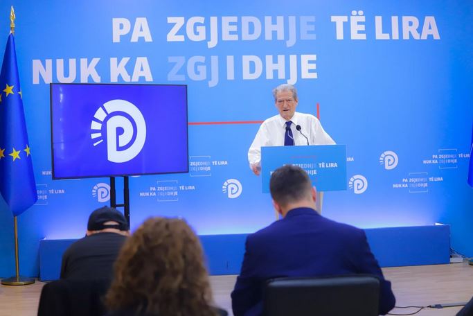 Sali Berisha: Zgjedhjet nuk njihen nga PD-ja përfundimisht!