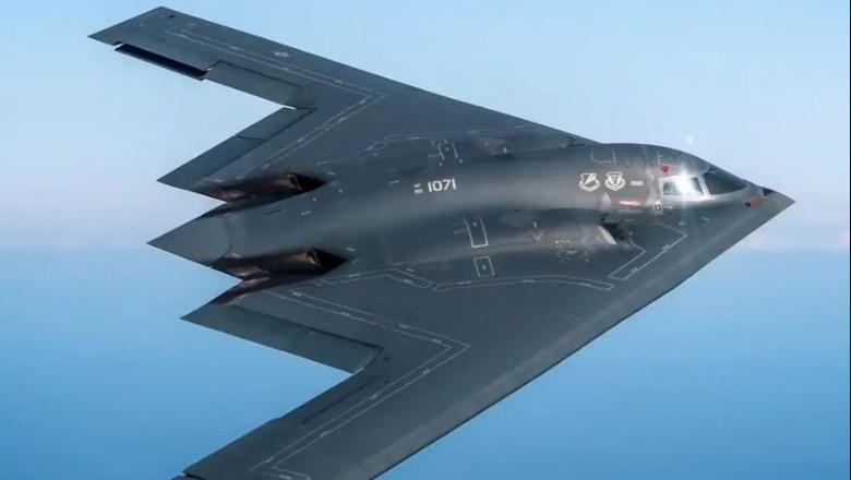SHBA nis lëvizjet? Bombarduesit B-2 zhvendosen, në pritje të vendimit të Trump për luftën në Iran