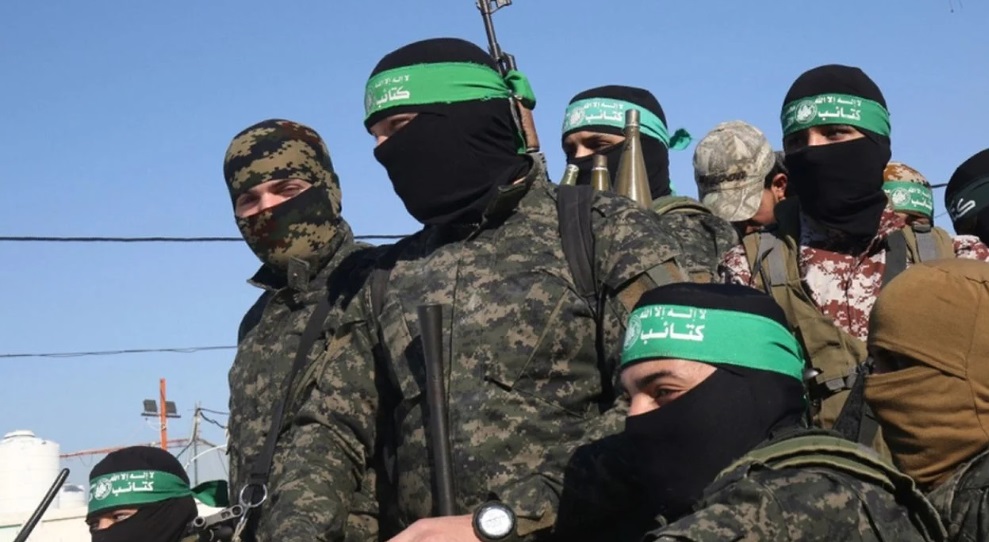 Shërbimi i Sigurisë së Izraelit çmonton një grup të Hamasit në Bregun Perëndimor, mbi 60 arrestime dhe 22 armë të sekuestruara