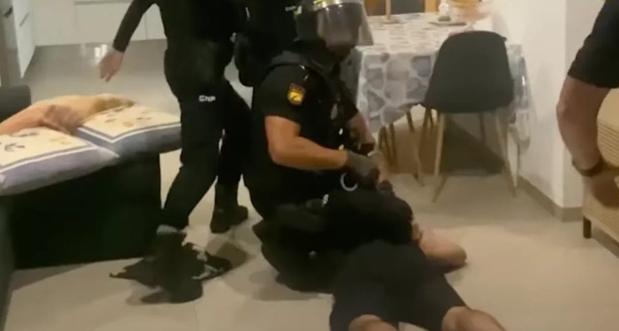 Spanja çmonton organizatën më të madhe të kokainës, 48 të arrestuar