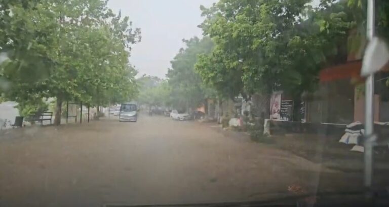 Stuhi shiu dhe breshëri ‘mbërthejnë’ Belshin, autoritetet u bëjnë thirrje qytetarëve: Bëni kujdes