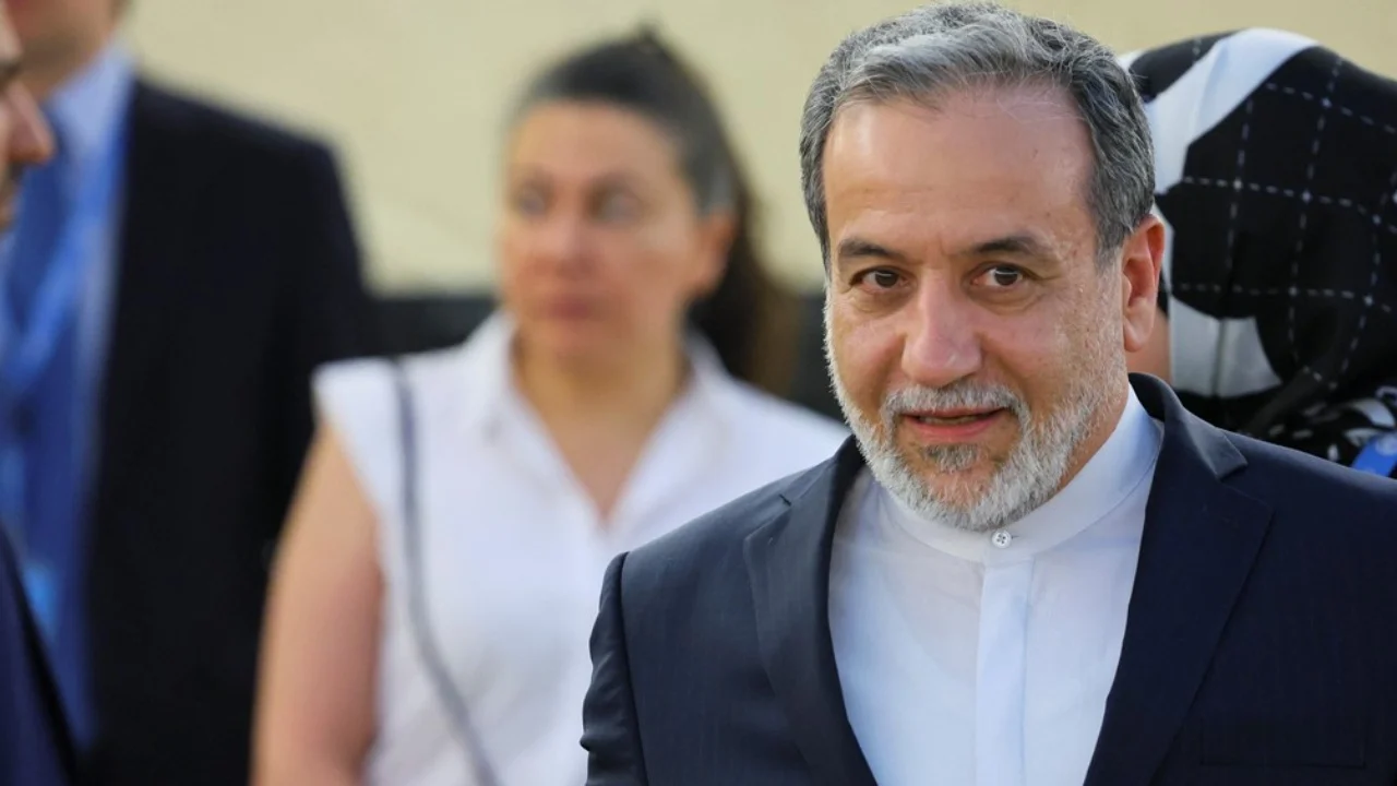 Sulmet e SHBA/ Ministri i Jashtëm iranian mbërrin në Moskë për bisedime me Putin