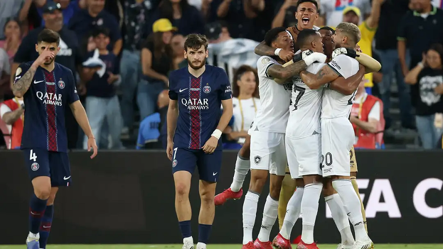 Surpriza e madhe, PSG mundet nga Botafogo. Hera e parë pa shënuar gol, mbas 19 ndeshjeve radhazi