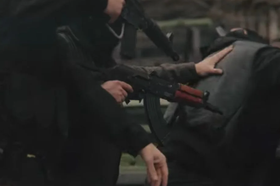 Takimi sqarues i shkuar keq Martinaj-Prendi dhe atentatet që pasuan