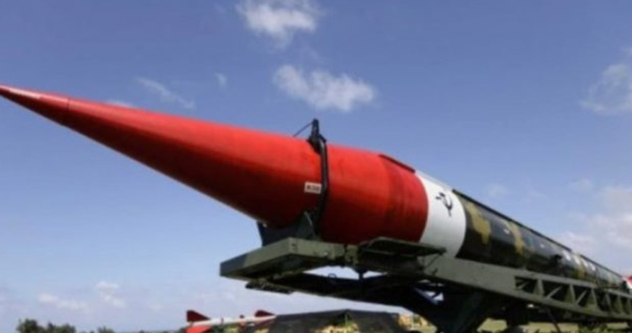 Tani fillon beteja/ Khamenei vijon kërcënimet, TV iranian aludon me bombë bërthamore