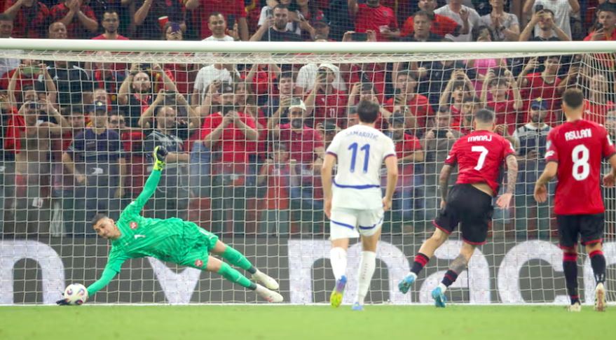 Thellohen përplasjet FSHF-tifozë, Manaj shpreson të korrigjojë shënjestrën ndaj Letonisë