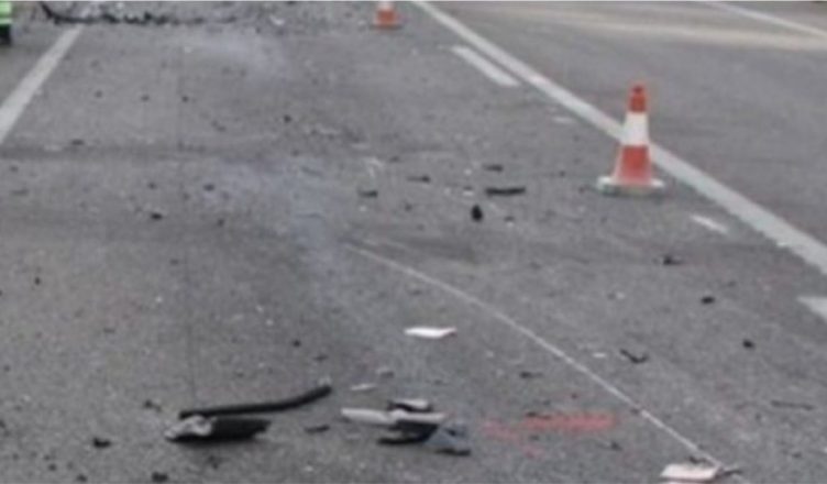 Tragjike/ Aksident në aksin rrugor “Qukës-Prrenjas”, makina përplas për vdekje këmbësorin