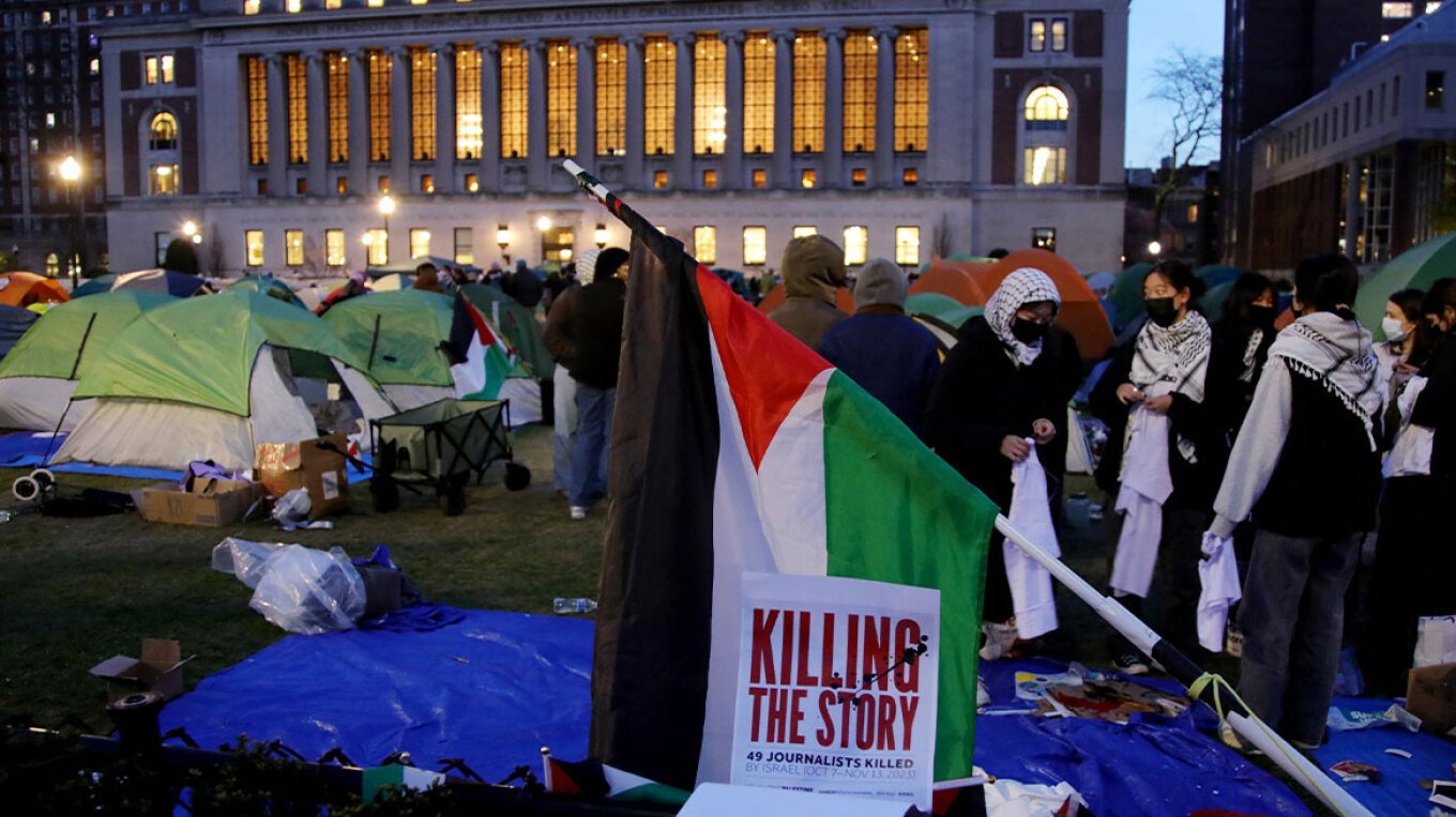 Trump kërcënon t’i heqë akreditimin Universitetit të Kolumbias dhe do të ndalojë vizat për studentët e huaj në Harvard