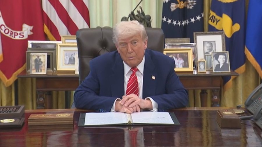 Trump paralajmëron rregullimin e marrëdhënieve Kosovë-Serbi: Biden mori disa vendime të marra, por unë do i rregulloj