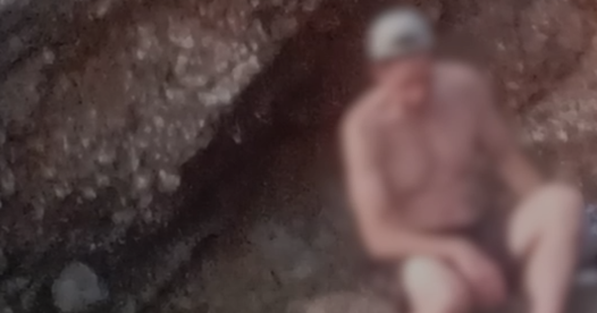 Turisti amerikan bllokohet në plazhin e Akuariumit (VIDEO)