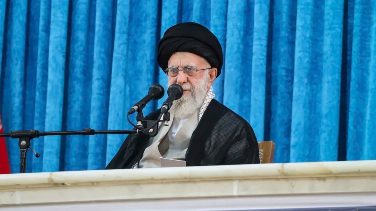 Udhëheqësi suprem i Iranit kritikon propozimin bërthamor të SHBA-së: Do të vazhdojmë të pasurojmë uraniumin