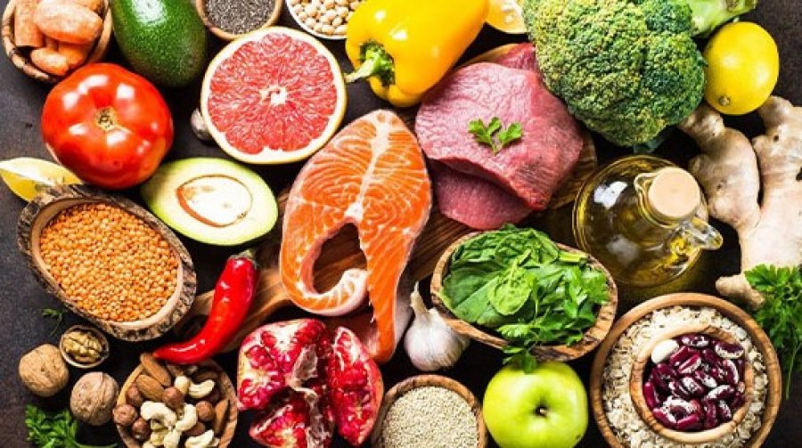 Ushqimet që mbajnë trupin në formë! Sekretet e një jetese të shëndetshme