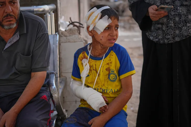 Valë masakrash mbi palestinezë të uritur/ Izraeli qëllon për vdekje më shumë se 70 persona në Gaza, përfshirë dhjetëra kërkues ndihmash