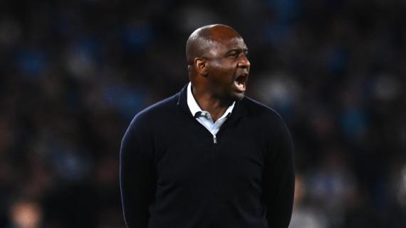 Vieira “refuzon” Interin: Jam trajner i Genoa, nuk kam ndërmend të largohem