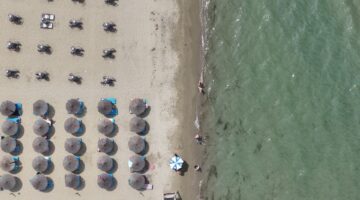 Vjen i nxehti përvëlues