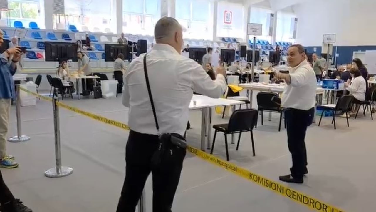 Vota u shpall e pavlefshme/ Dogjani: Më vodhët votën. Rusmali: Do të sjell policinë. Deputeti i PD: S’më rr**et për policinë