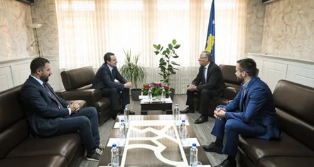 Zhvillim i papritur në Kosovë, Kurti takohet me Bedri Hamzën