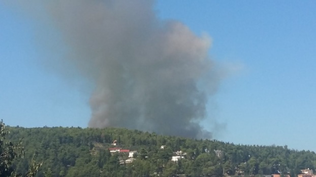 Zjarr i madh përfshin një objekt në Ulqin