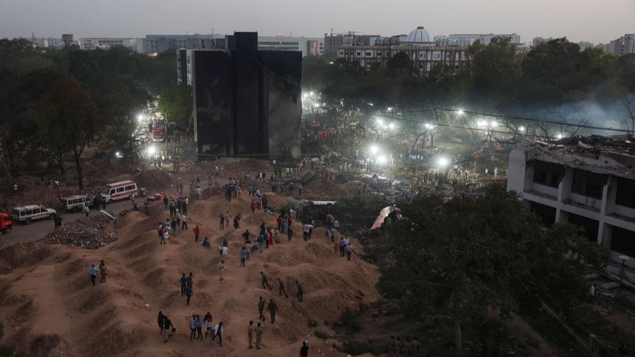 Zyrtarisht 241 të vdekur nga rrëzimi i avionit në Indi, i vetmi i mbijetuar një shtetas britanik