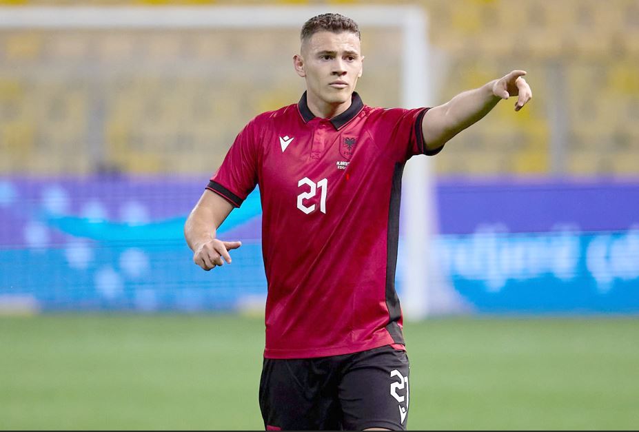 13 mln euro të Bolonjës për Asllanin mund t’i ndryshojnë mendjen Interit, Bazeli vë në qendër të projektit të ri…