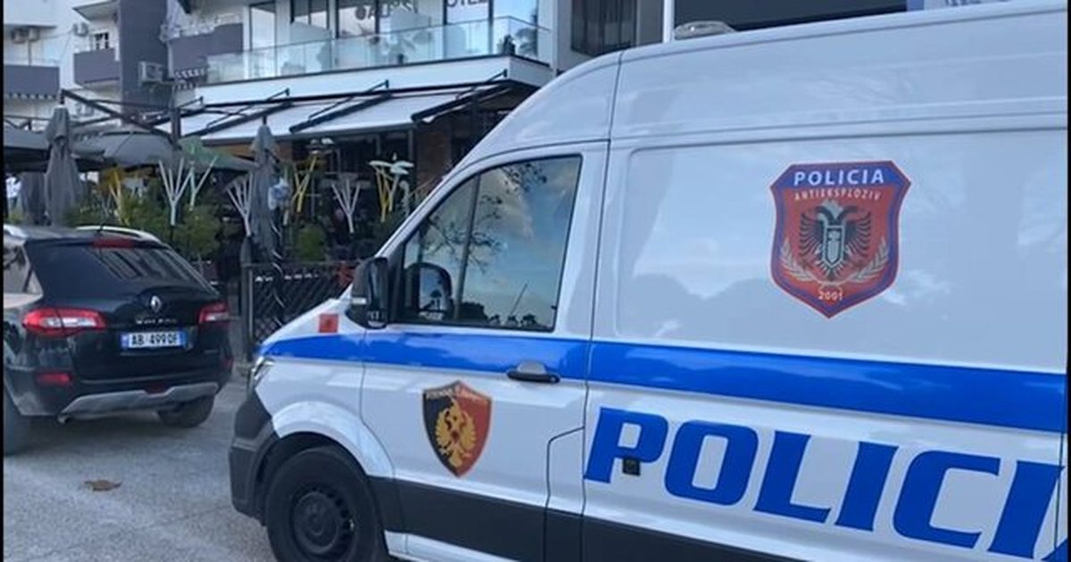 44-vjeçari futet në lokal me sëpatë dhe tenton të godasë dy persona (EMRI)