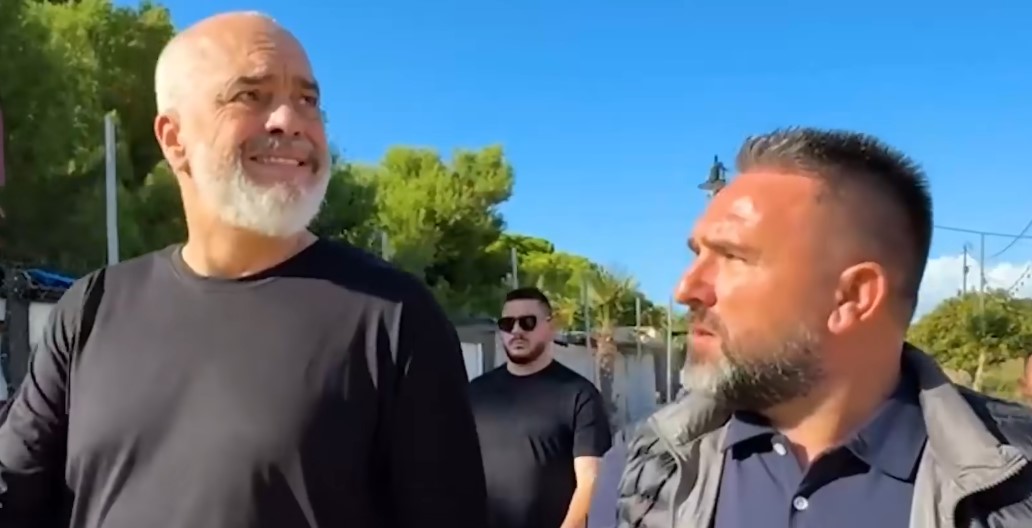 A do të ketë një ultimatum nga Rama për lirimin e trotuarëve në Sarandë?