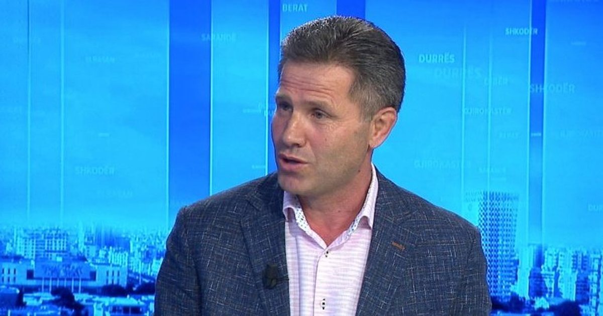 “Administrata ka nevojë për ‘rifreskim'”, Krashi e thotë hapur: Ka drejtorë që s’dinë të shkruajnë!