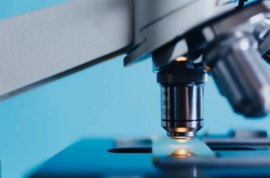 Alarm global/ Një ‘supergjen’ po u jep baktereve rezistencë ndaj antibiotikëve dhe rrezikon spitalet