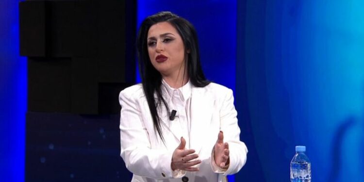 Alesia Balliu shpërthen ndaj Berishës: Hoqëm një Enver, kemi një tjetër, PD është kthyer në mburojë për interesat…