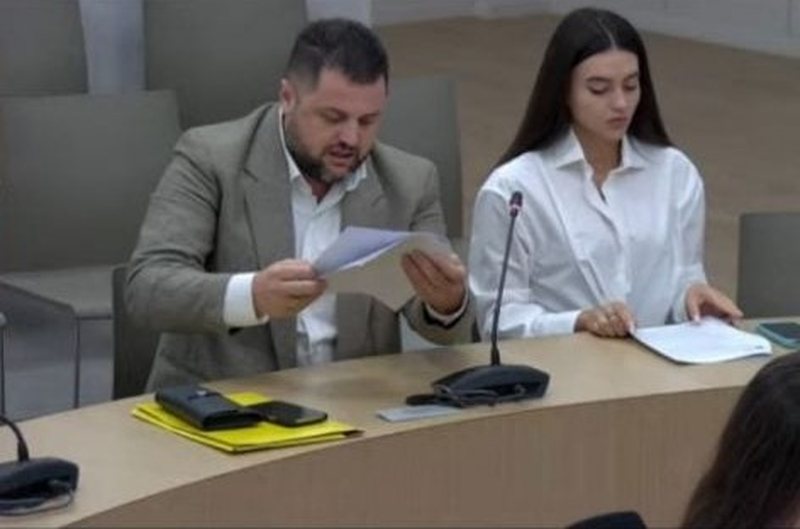 Andia Ulliri humb në KAS betejën për të marrë mandatin e deputetes, ish-prokurori Ndoja shkon në Parlament