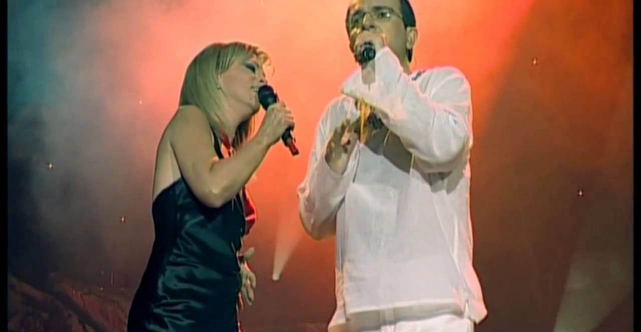 Ardit Gjebrea & Inva Mula: Të dua, të dua… (teksti dhe kënga)