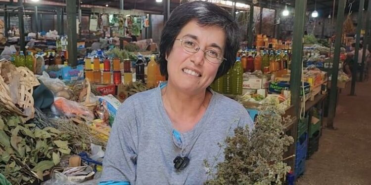 Bardha e Sarandës shijon famën nga reklama me Muçin