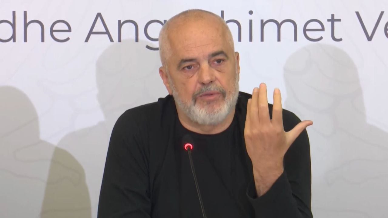 “Bari ka mbuluar varrezat”/ Rama kritika kryebashkiakut të Elbasanit, paralajmëron shkarkime si në Vlorë: Duhet të të lënë pa gjumë ty kryetar, jo të flesh më shumë