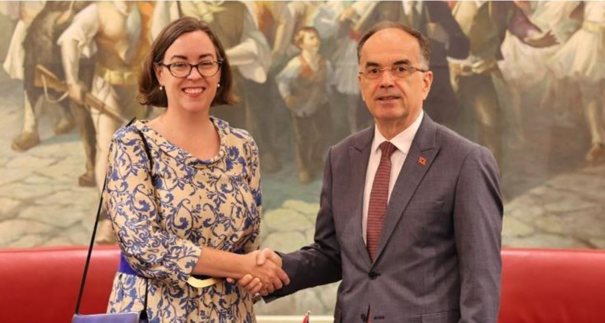 Begaj takim Ambasadoren e re të Australisë, ftesë edhe Kryeministrit për të vizituar Shqipërinë