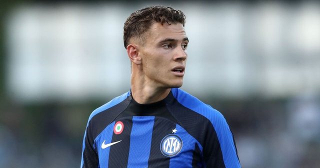 Bologna dorëzon ofertën e parë për Kristjan Asllanin