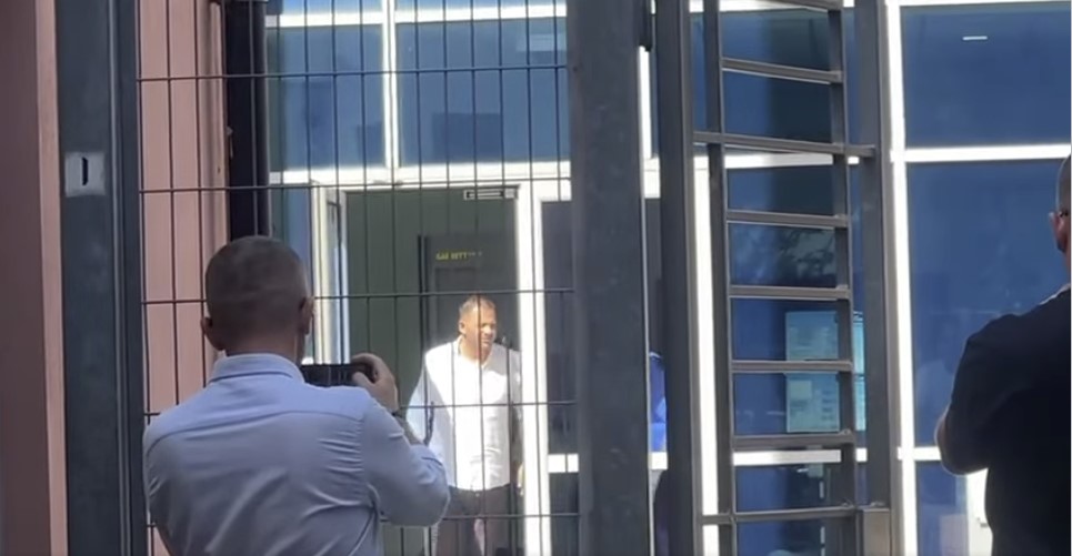 Çfarë po hetohet?/ I akuzuar nga opozita, biznesmeni Ergys Agasi paraqitet në SPAK