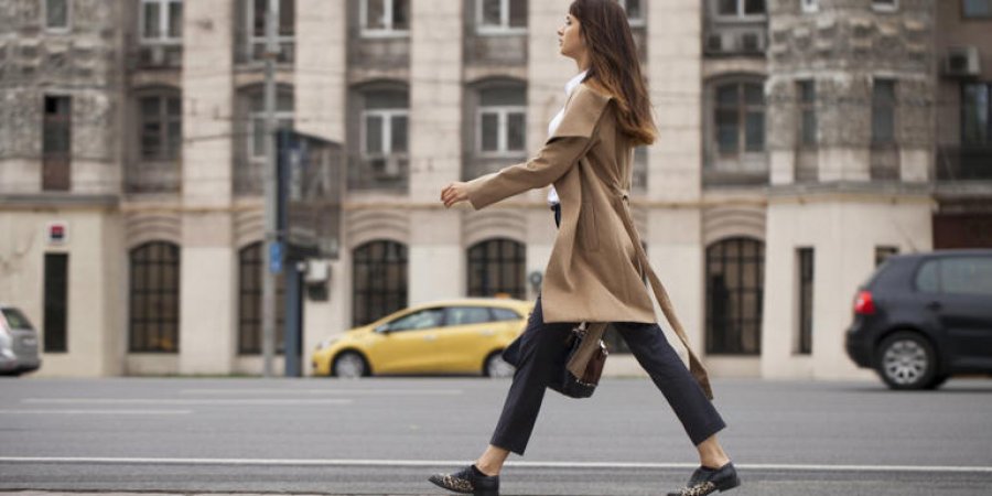 Çfarë tregon kur një njeri ecën gjithmonë shumë shpejt?/ Ja si e shpjegon psikologja