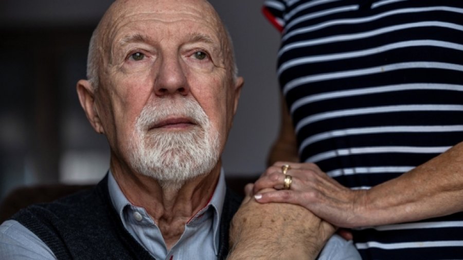 Demenca/ Humbja e dëgjimit mund të jetë një shenjë paralajmëruese