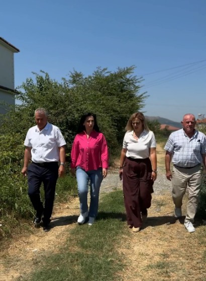 Deputetja Aulona Bylykbashi viziton dy modele suksesi të zhvillimit rural në Gjinar dhe Gjergjan