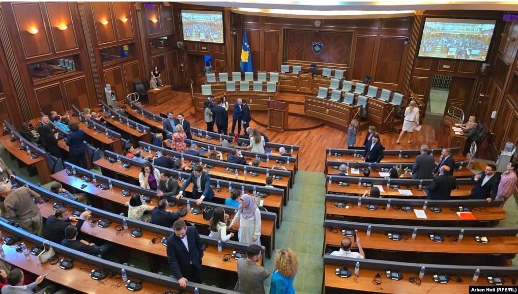Dështon për herë të 41-të konstitumi i Kuvendit të Kosovës