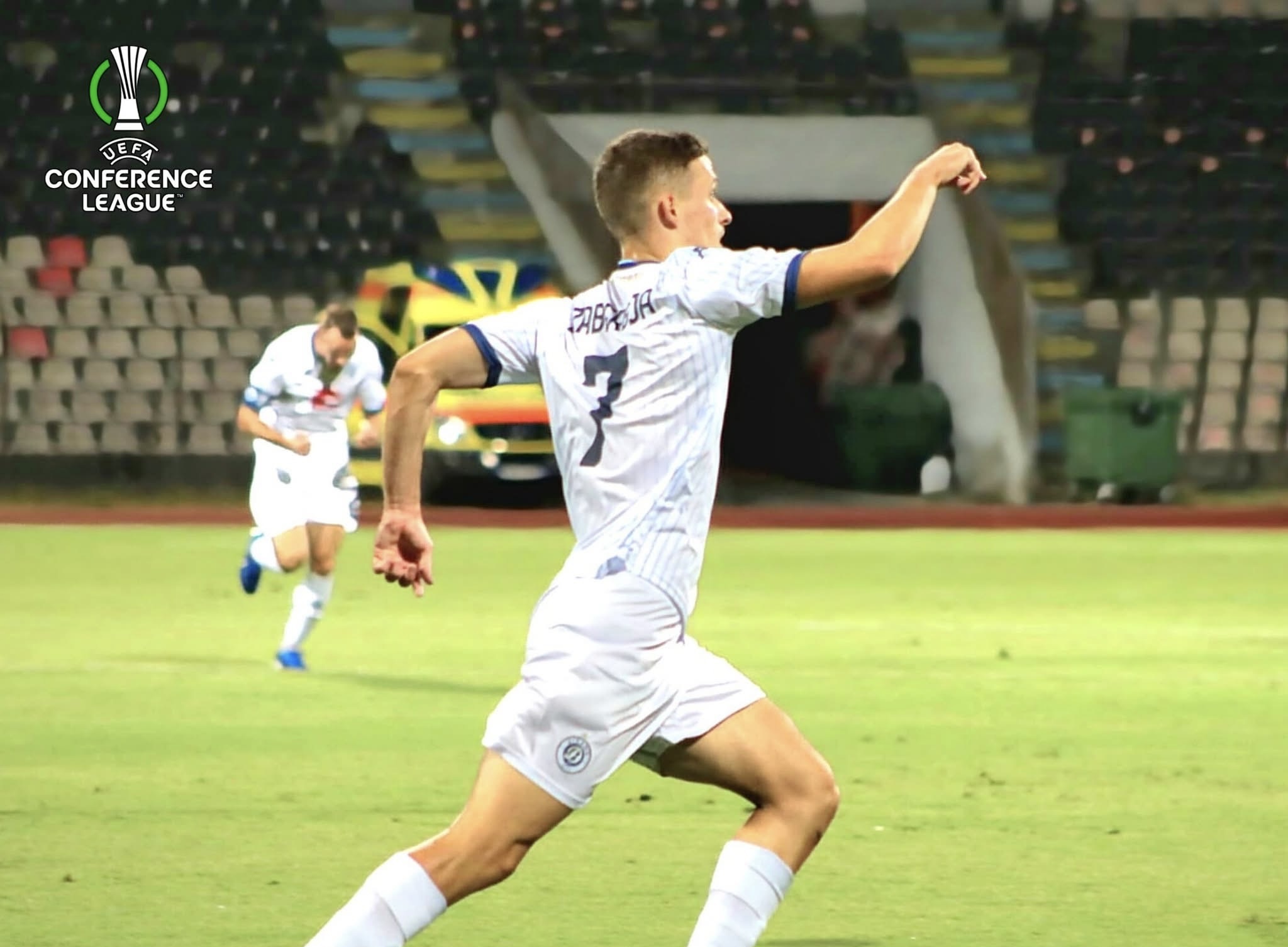 Dinamo “fluturon” në turin e 3-të të Conference League, ia del Egnatia, Vllaznia shkon në shtesë