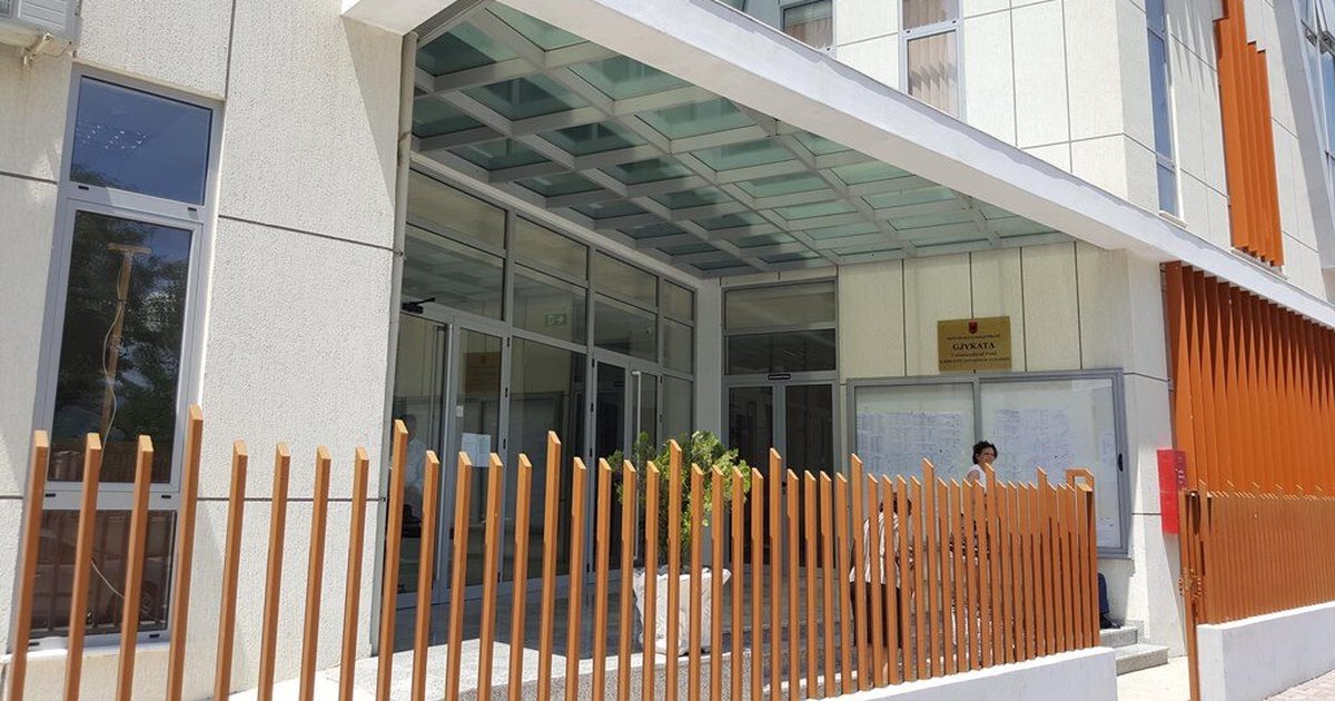 Djegia e fushës së mbetjeve të inceneratorit të Elbasanit, Prokuroria kontrolle në disa banesa