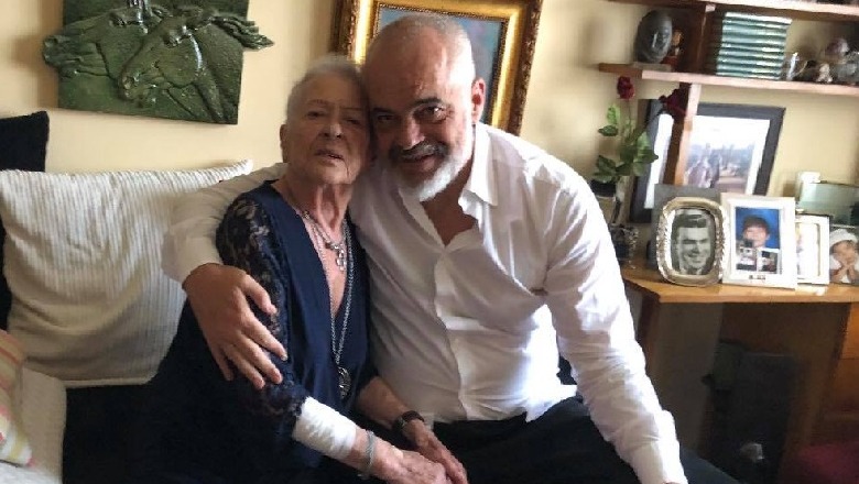 ‘Do mbetesh i bllokuar gjithë jetën’, Rama rrëfen bisedën me nënën: Më kërkoi të mos e pranoja postin e ministrit